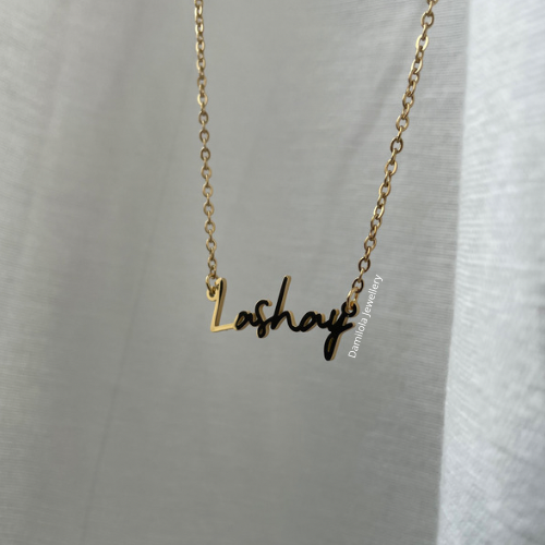 ‘Navie’ Delicate Font Necklace