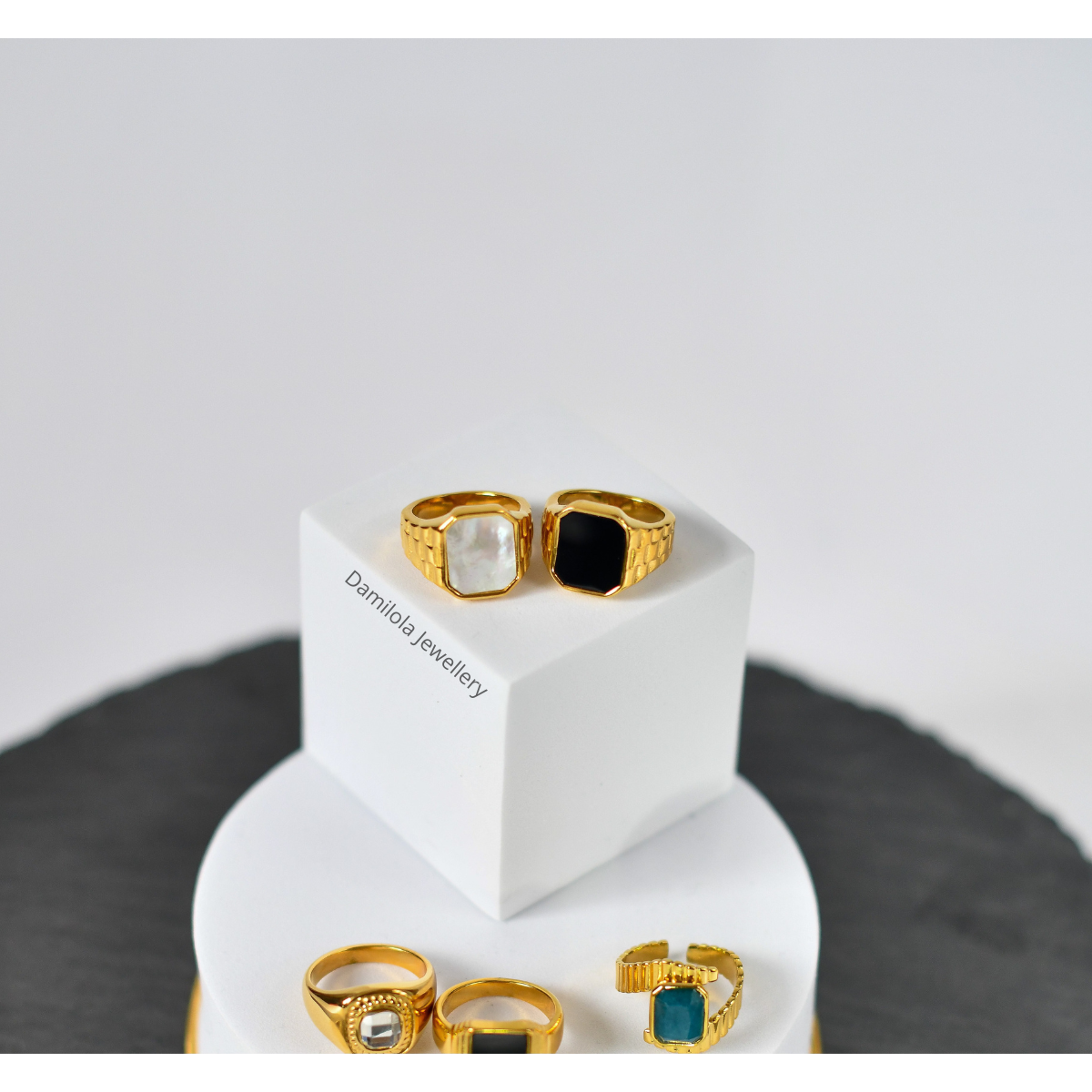 ‘Jelani’ Ring - Black/White