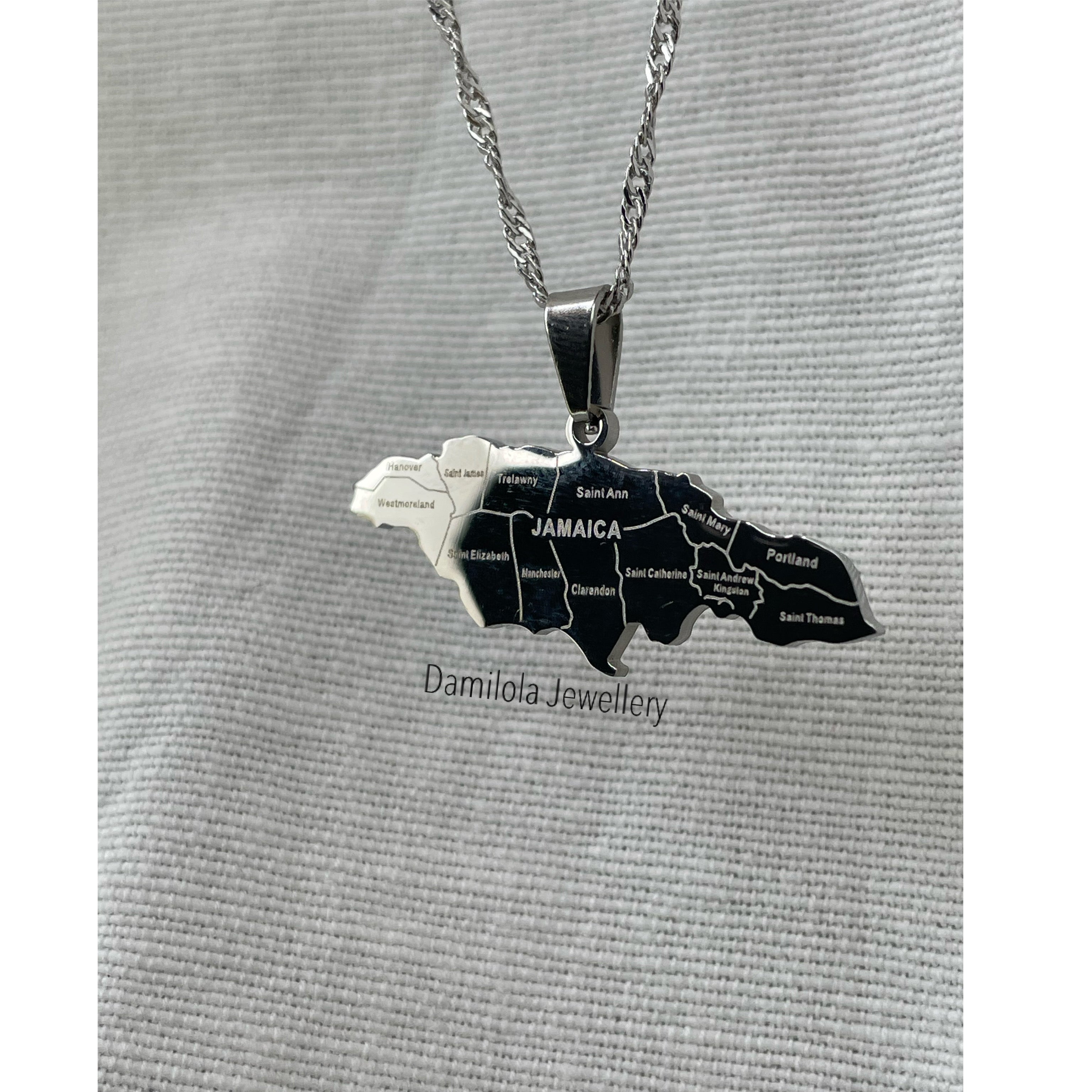 Jamaica engraved pendant necklace silver