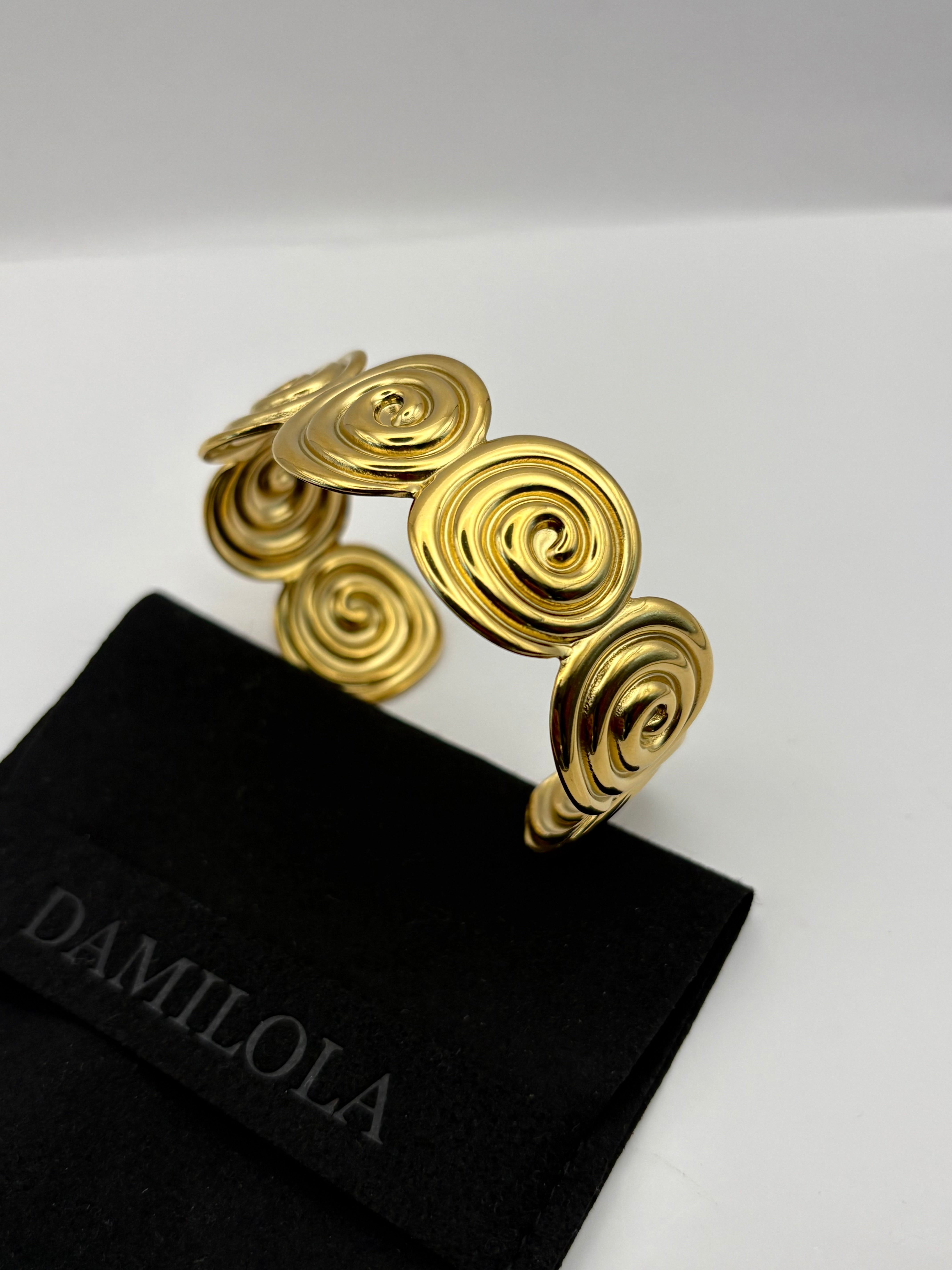 ‘Zola’ Golden Spiral Cuff