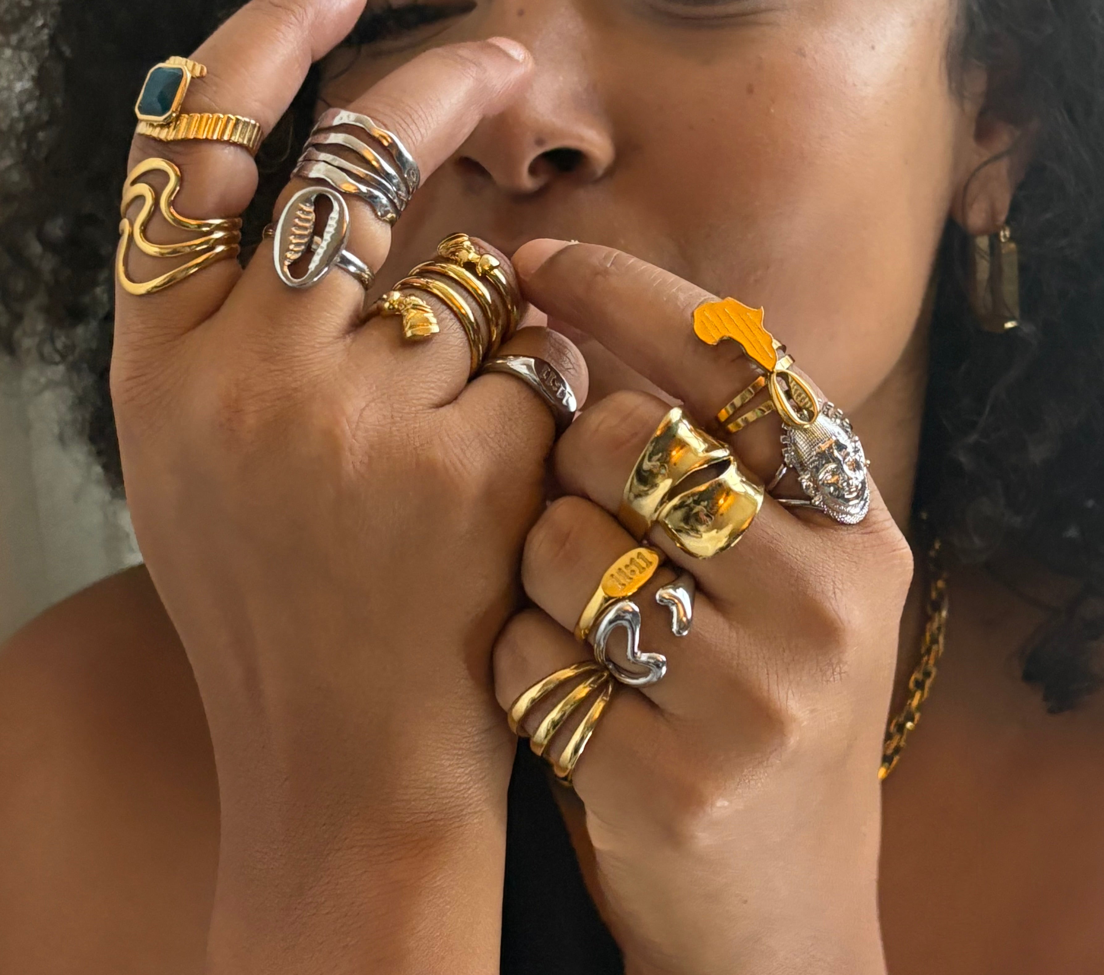 The Benin Mask Ring - Silver/Gold