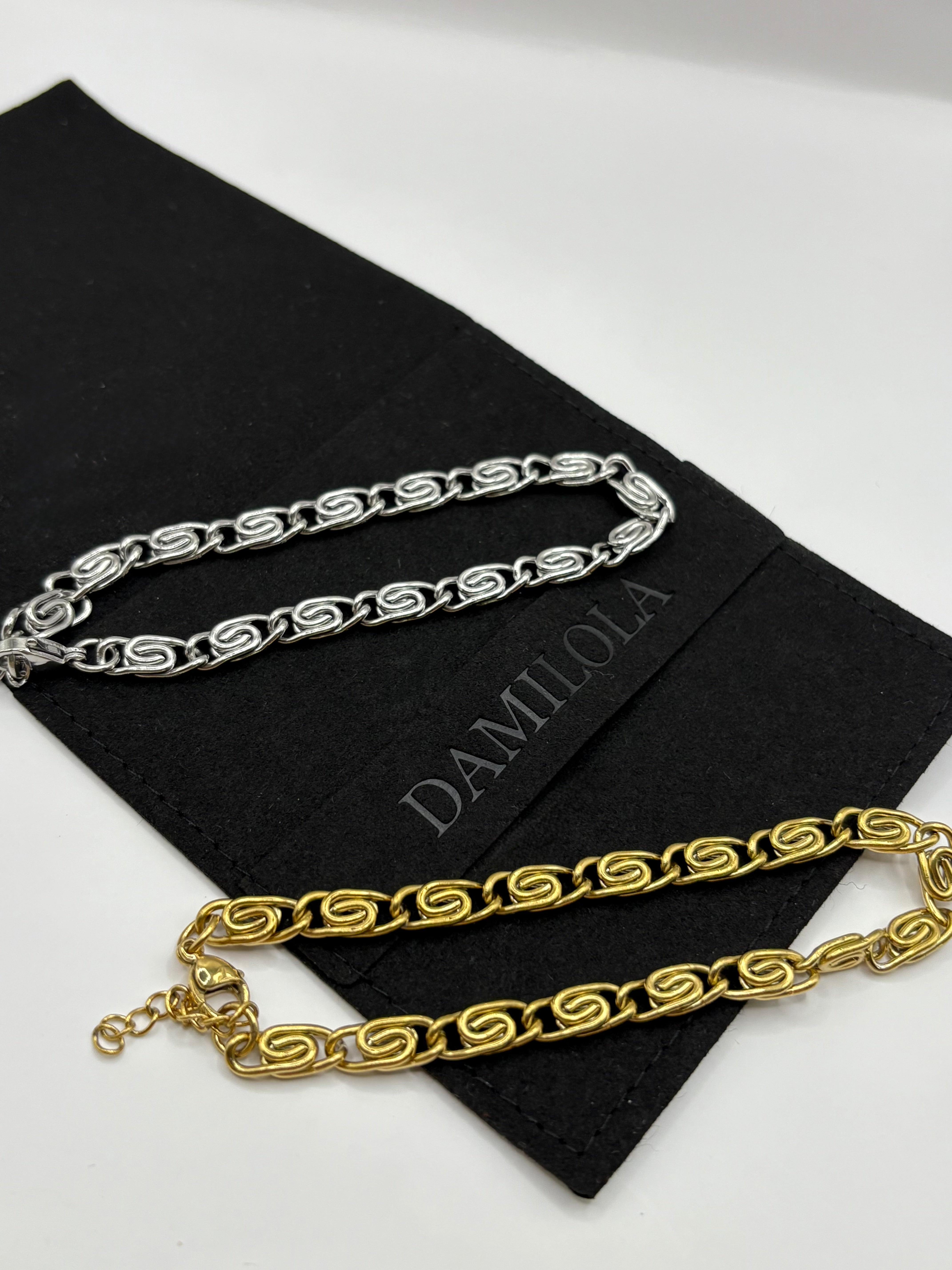 New ‘Interlocked’ Bracelet Chain - Silver/Gold
