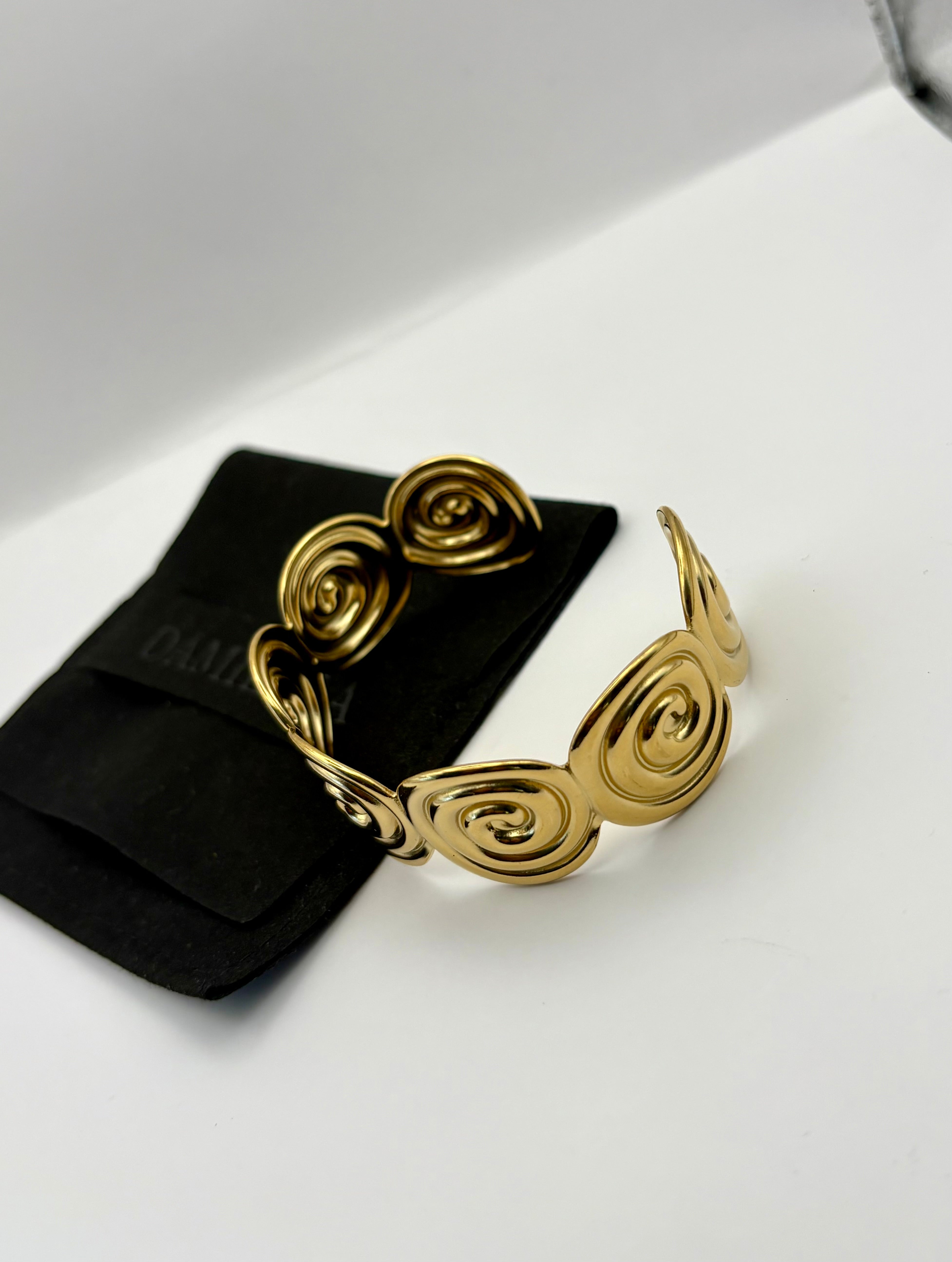 ‘Zola’ Golden Spiral Cuff