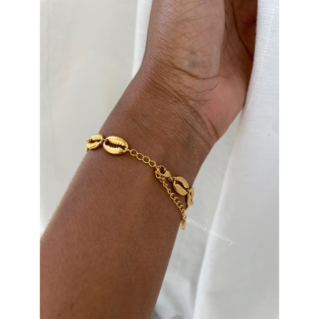 Cowrie Shell Bracelet - Gold Steel
