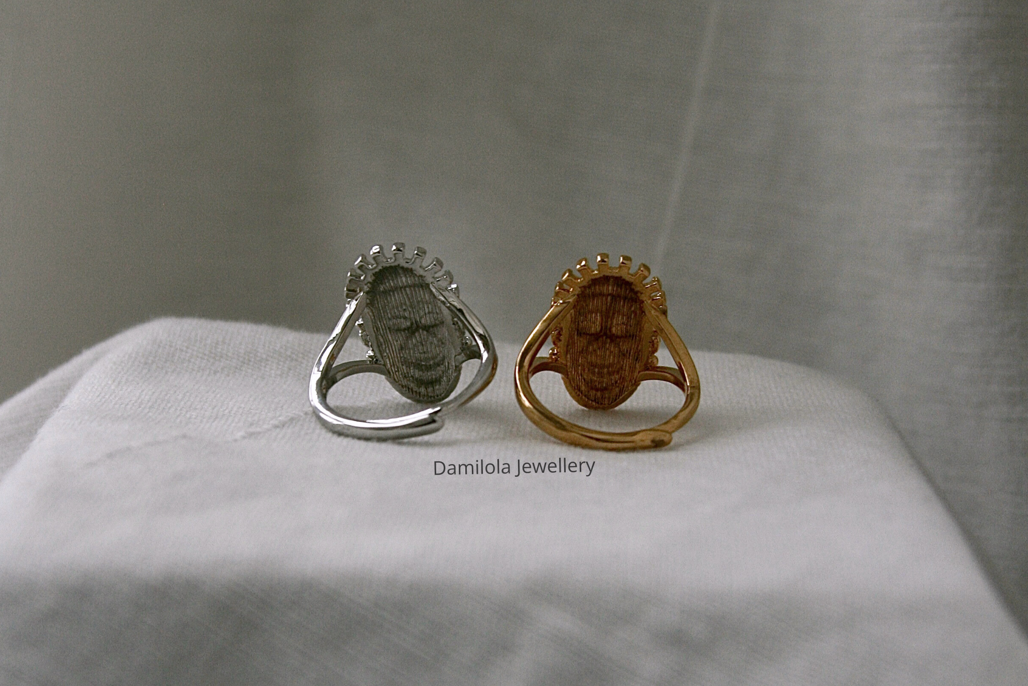 The Benin Mask Ring - Silver/Gold