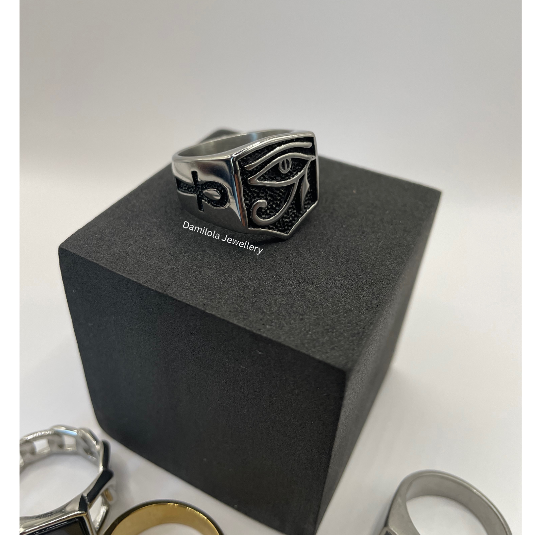 Eye Of Horus Ring - Silver