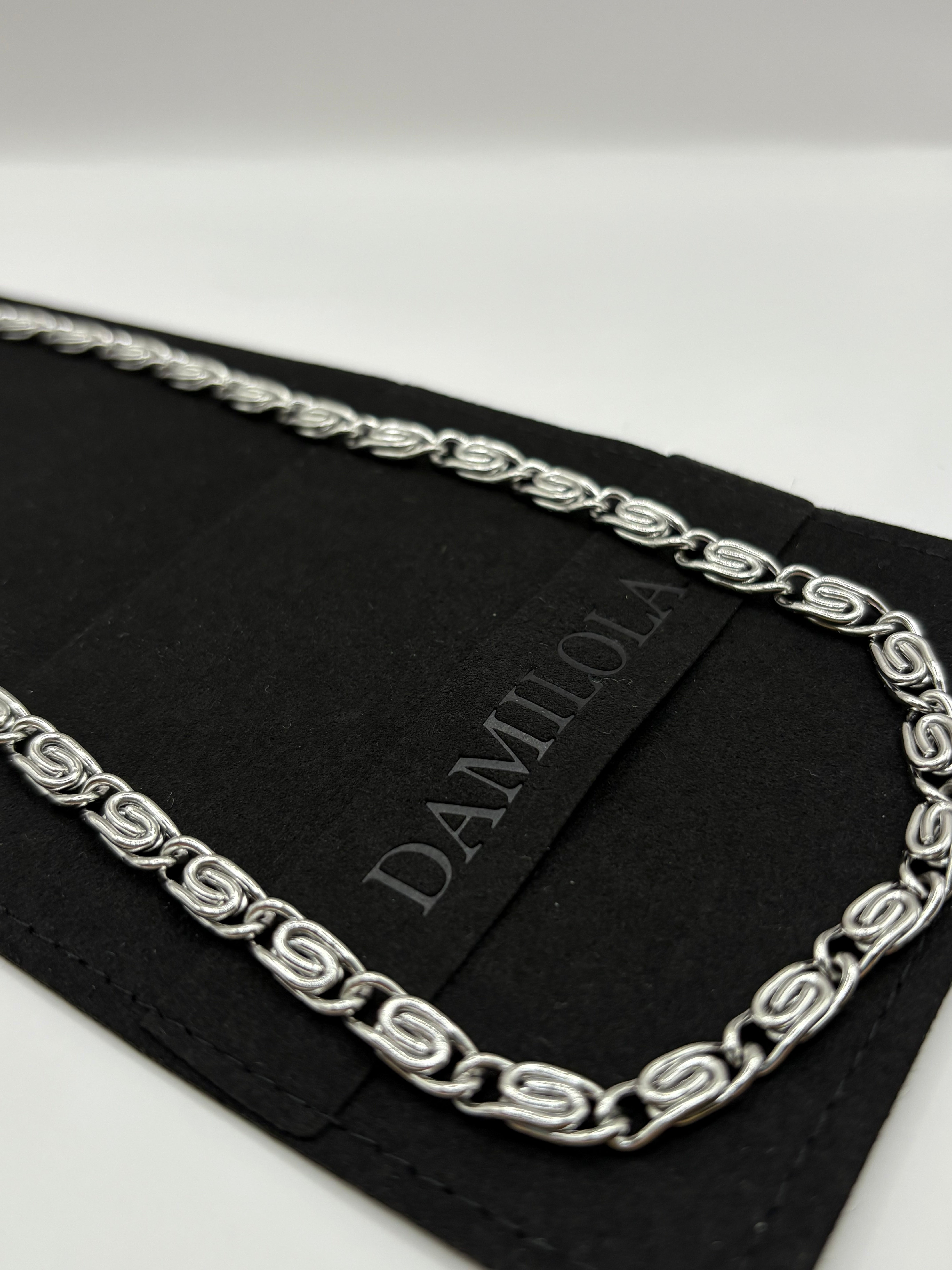 New ‘Interlocked’ Neck Chain - Silver/Gold