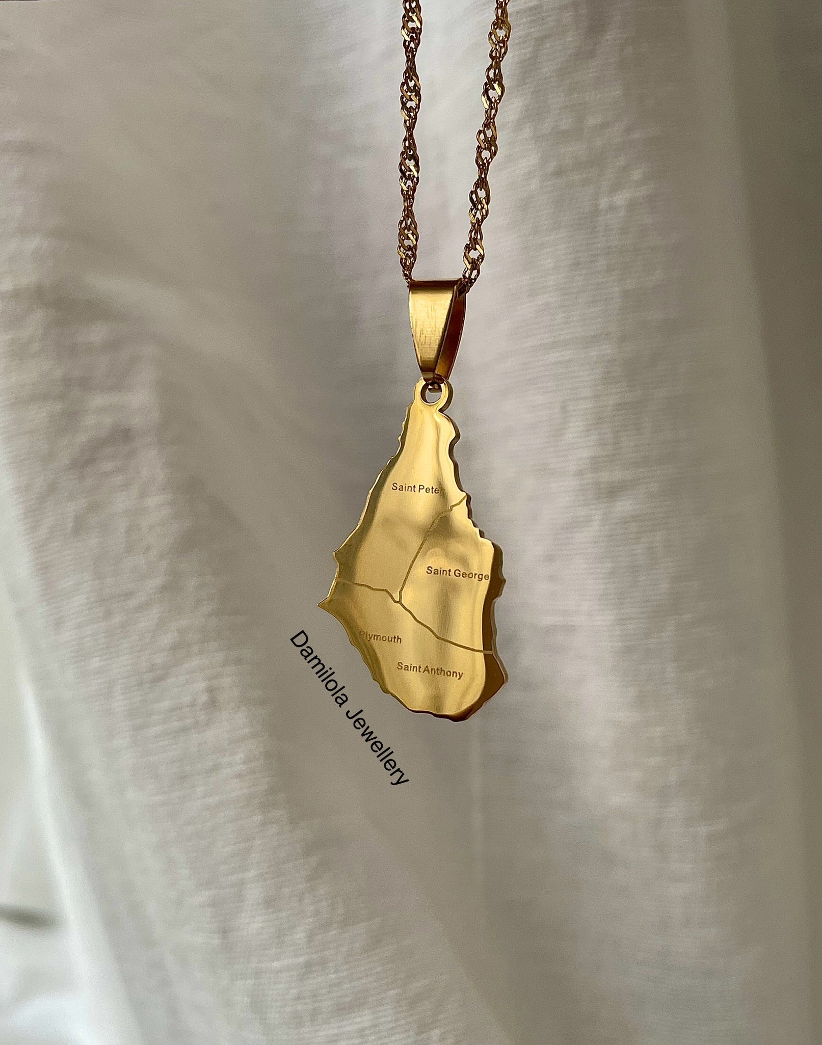 Montserrat jewellery necklace Damilola 