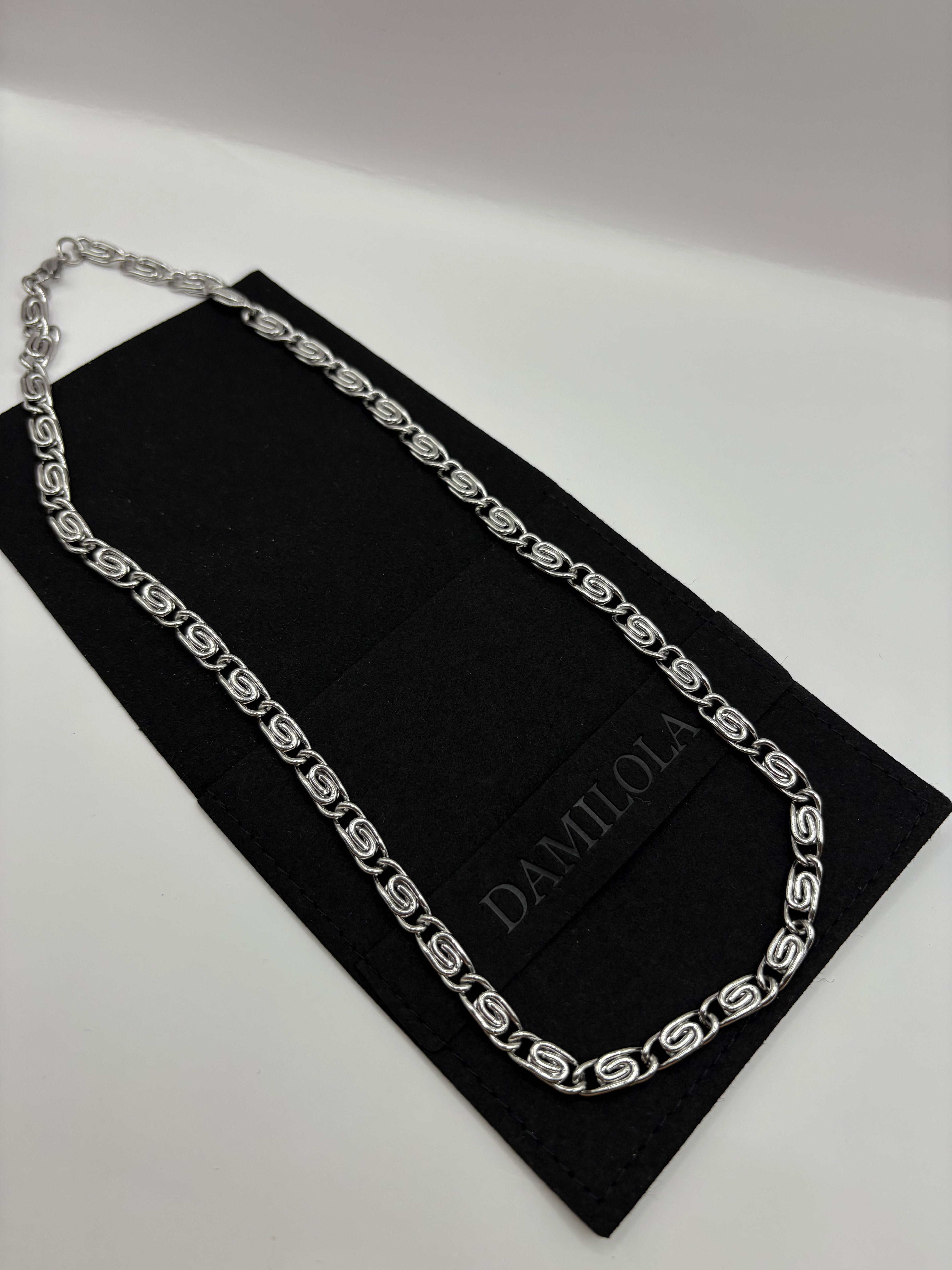 New ‘Interlocked’ Neck Chain - Silver/Gold