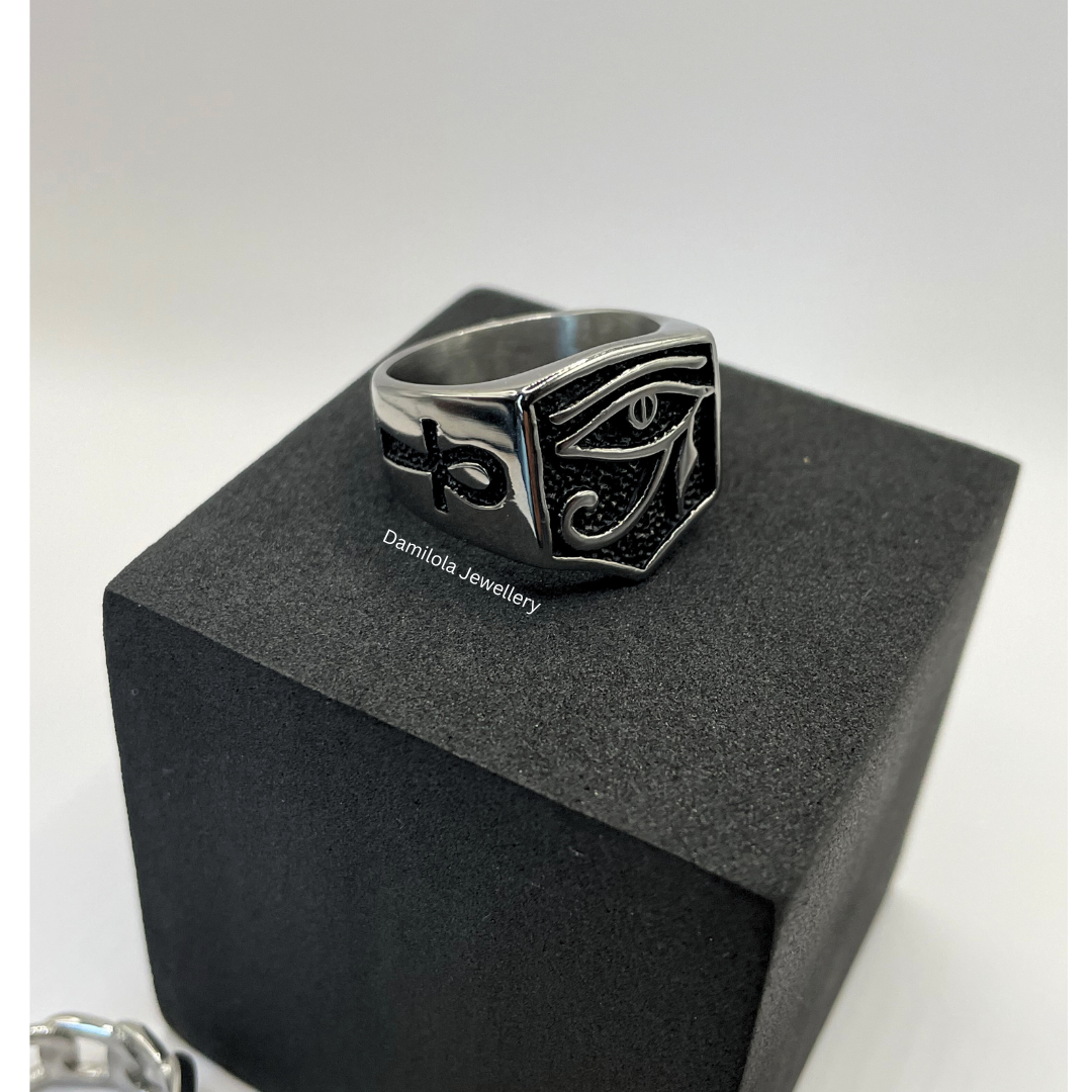 Eye Of Horus Ring - Silver