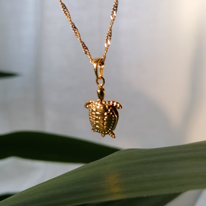 'The Lucky Turtle' Necklace - Gold