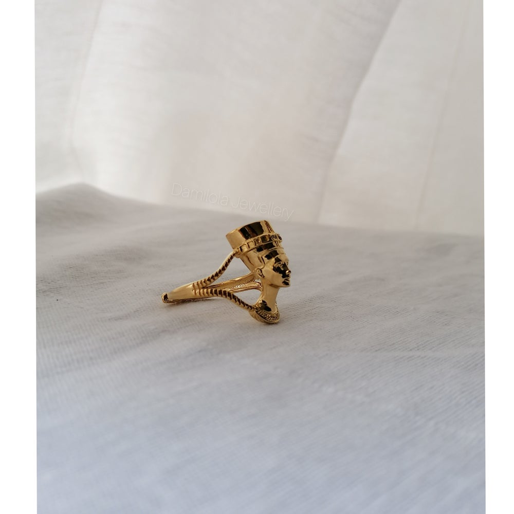 nefertiti ring 