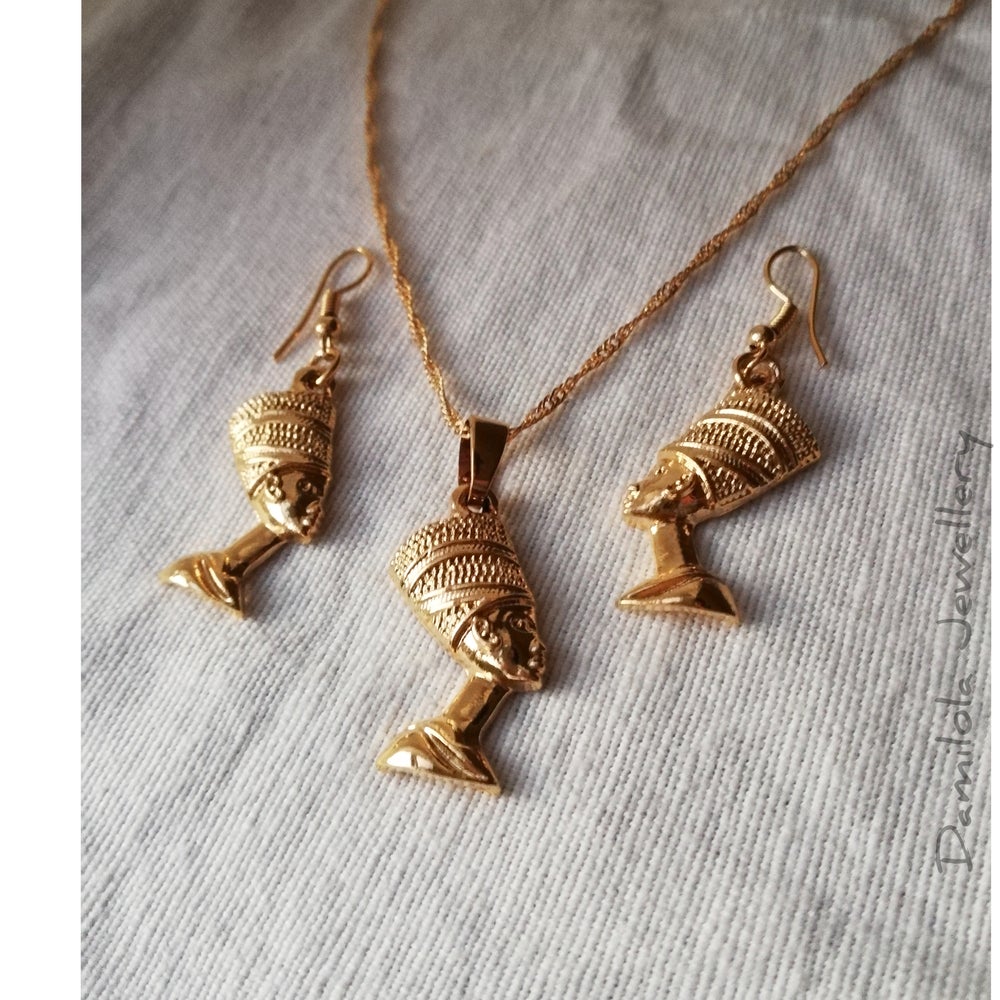 Queen Nefertiti Drop Earrings