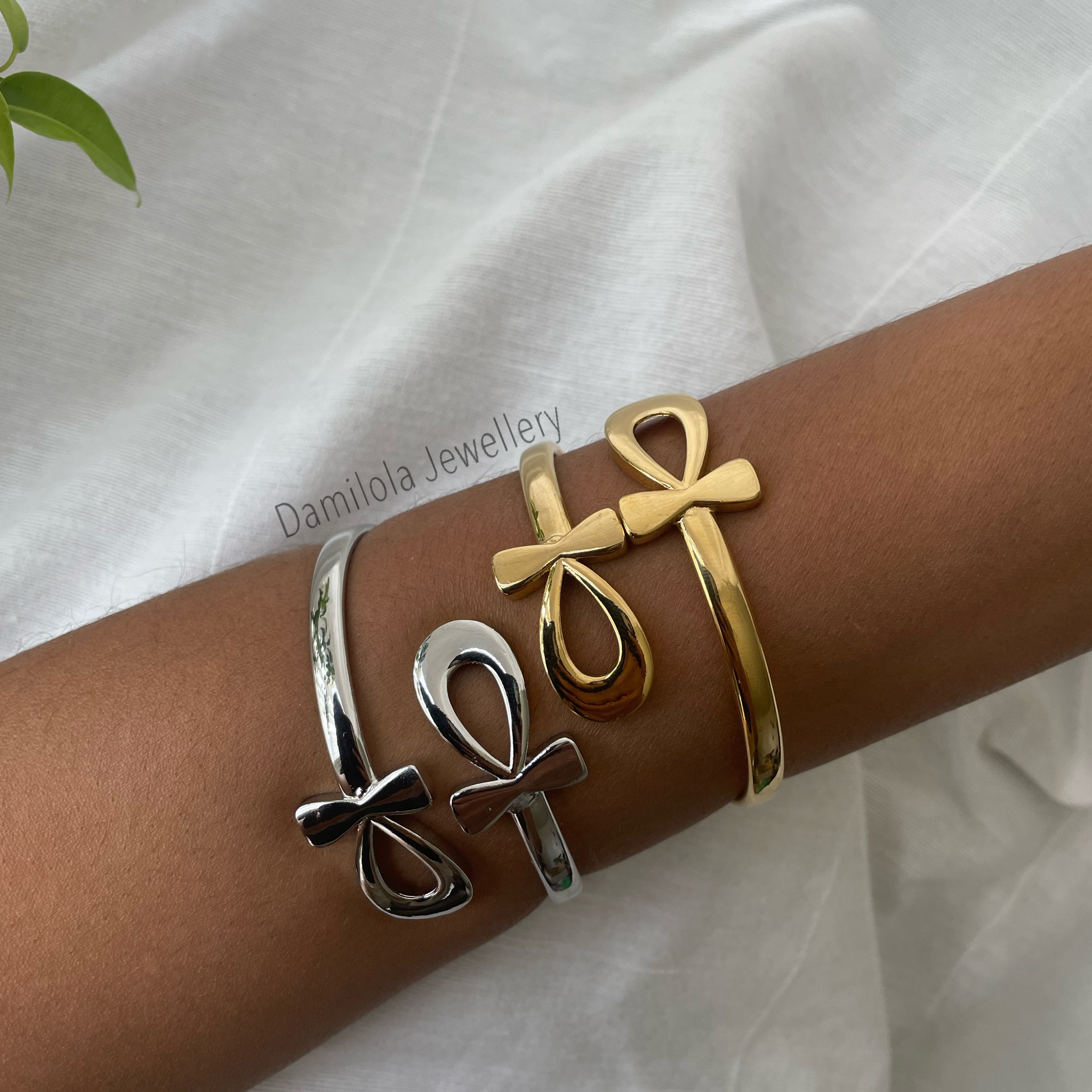 Ankh Bangle - Gold/Silver