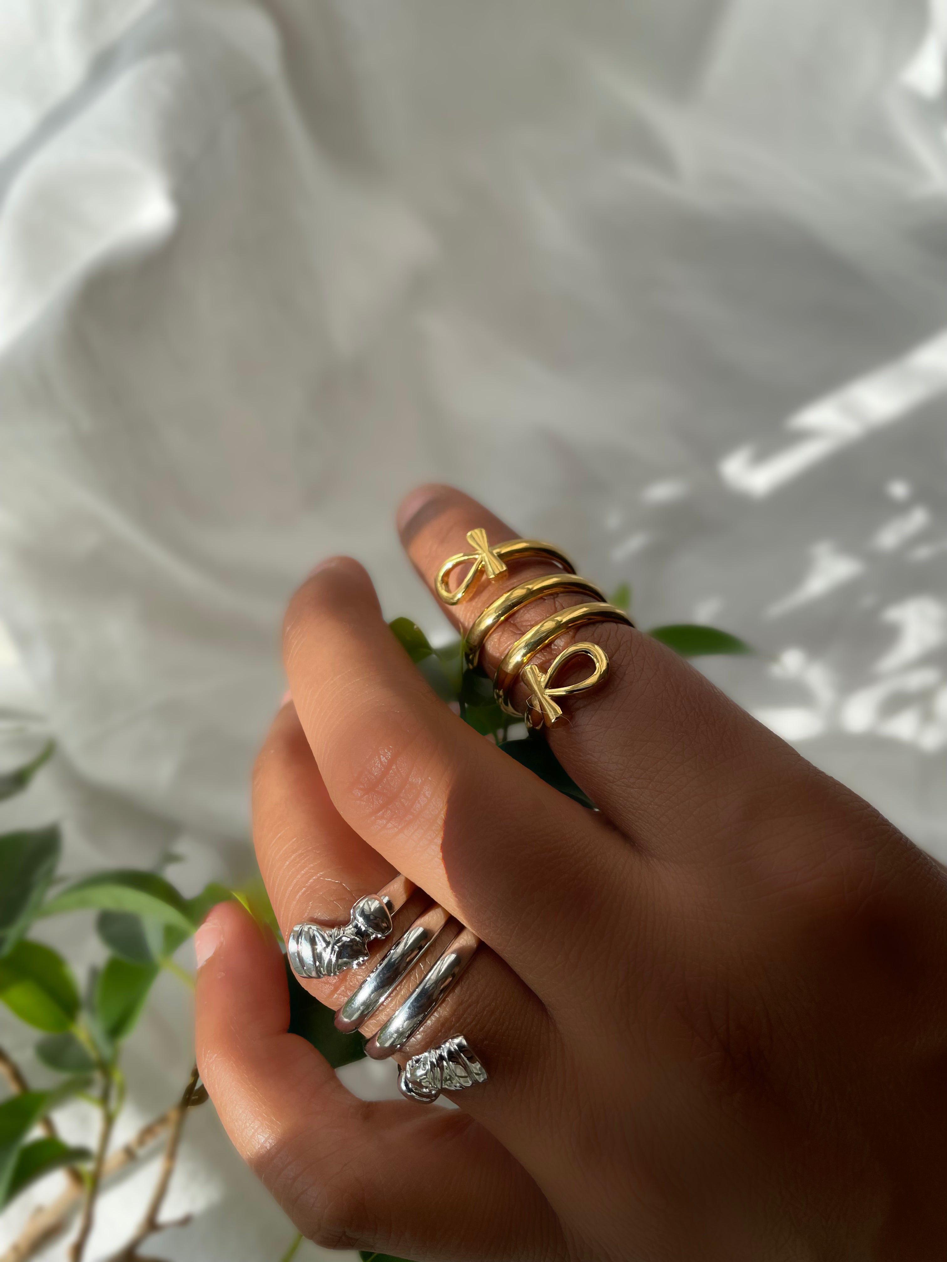 Double Twisted Ankh/Nefertiti Ring - Gold/Silver