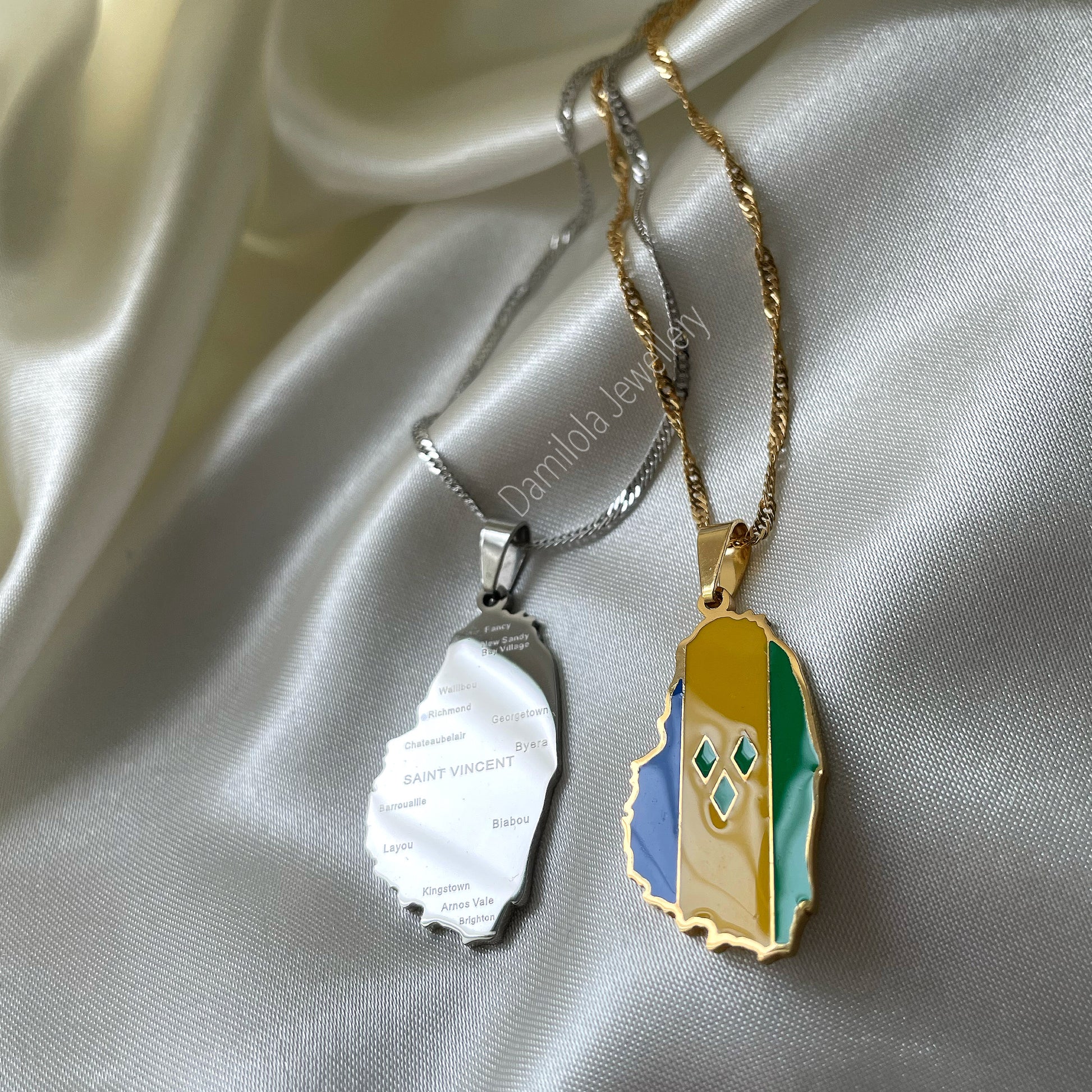st vincent flag pendant necklace 