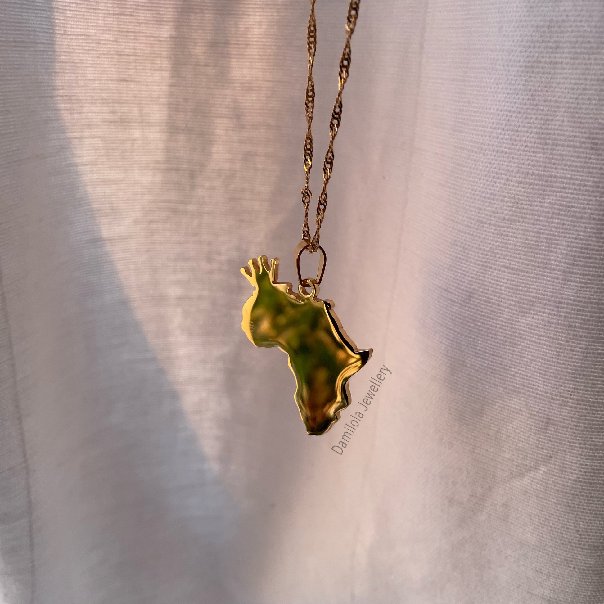 Africa Crown Necklace 👑