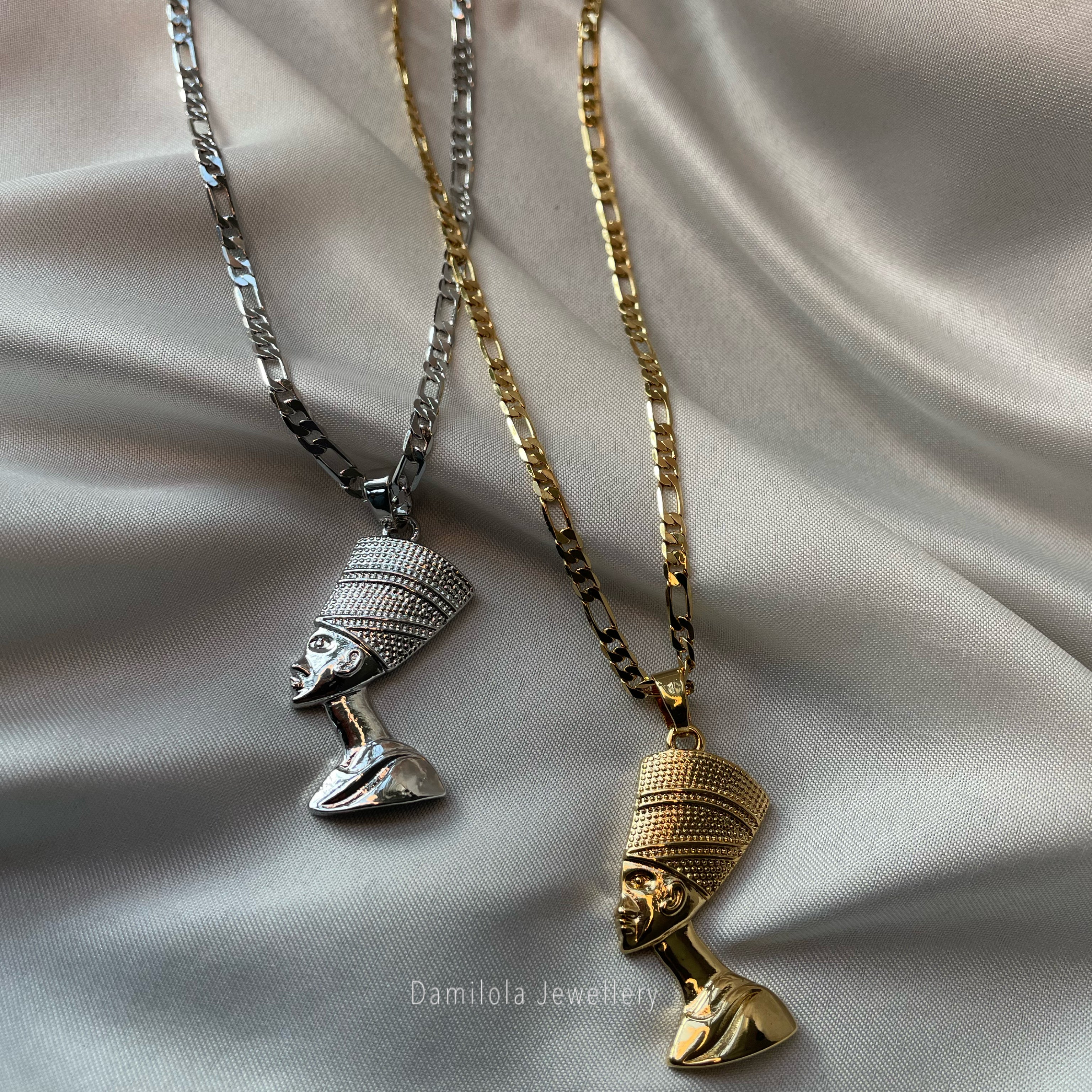 Queen Nefertiti necklace Gold/Silver