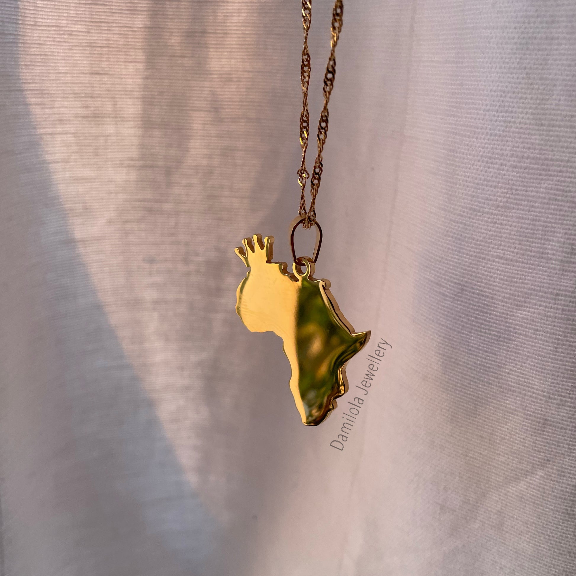 Africa Crown Necklace 👑